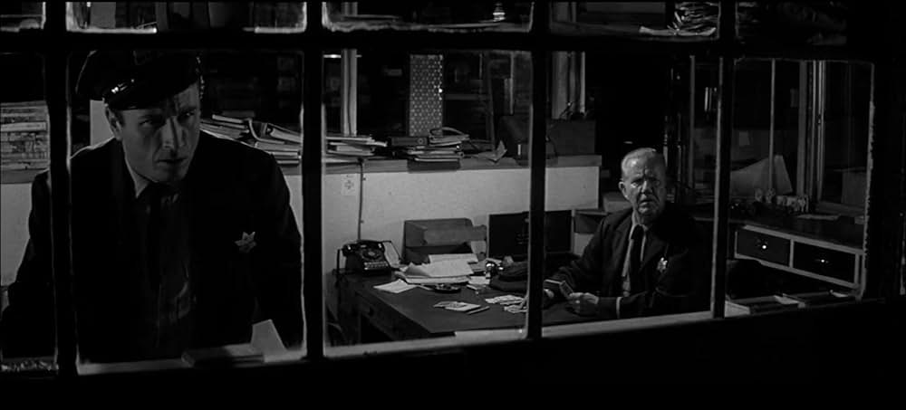 泥棒を消せの画像