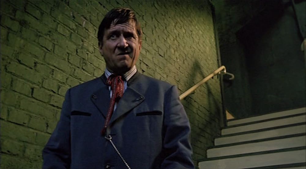 ロザリンとライオンの画像