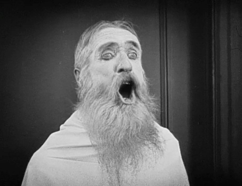 キートンの化物屋敷の画像