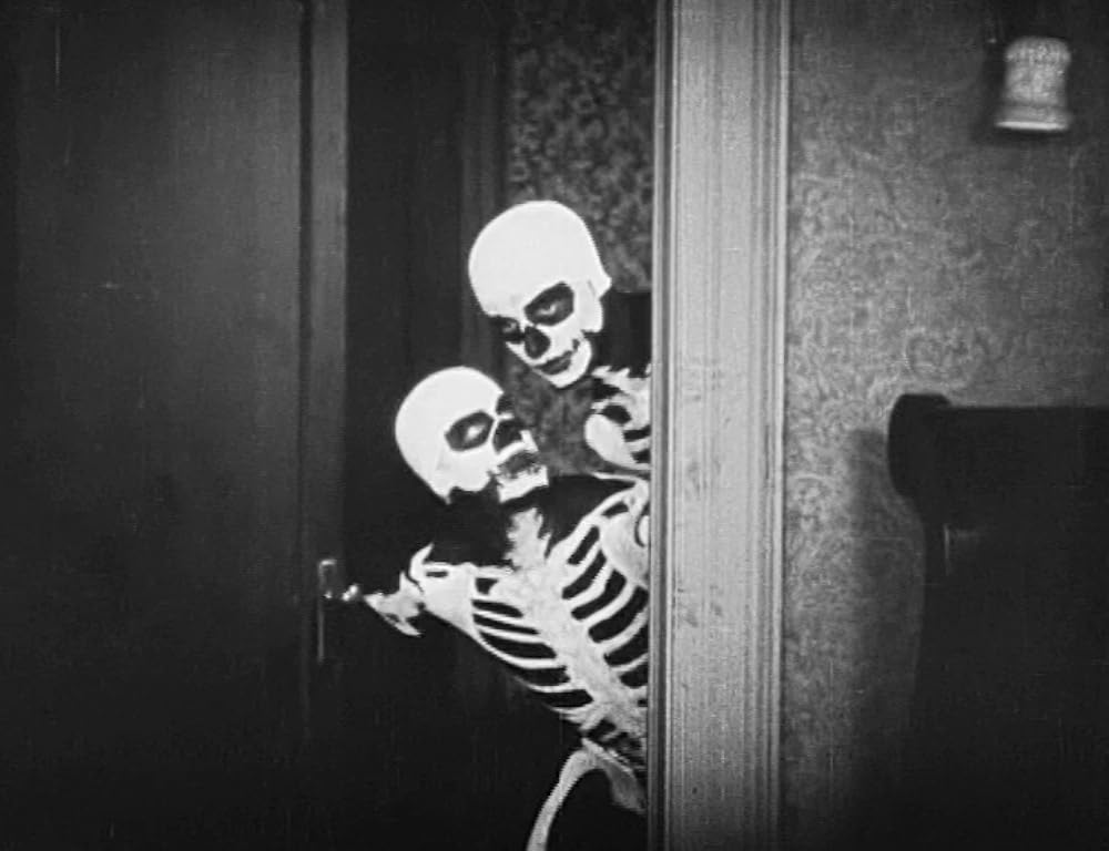 キートンの化物屋敷の画像