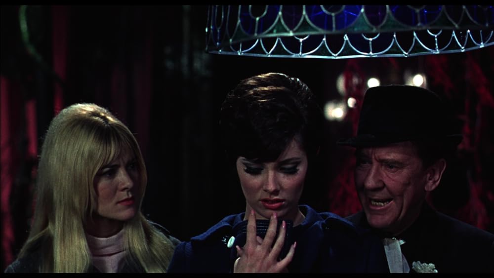 残酷の沼の画像