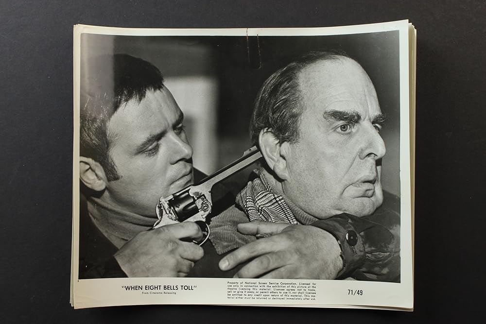 八点鐘が鳴るときの画像