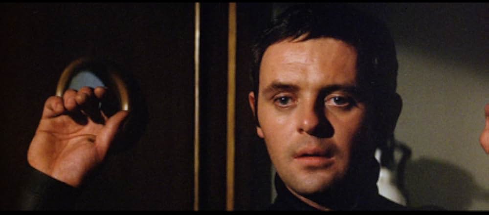 八点鐘が鳴るときの画像