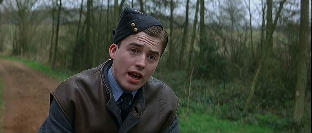 スカートの翼ひろげての画像