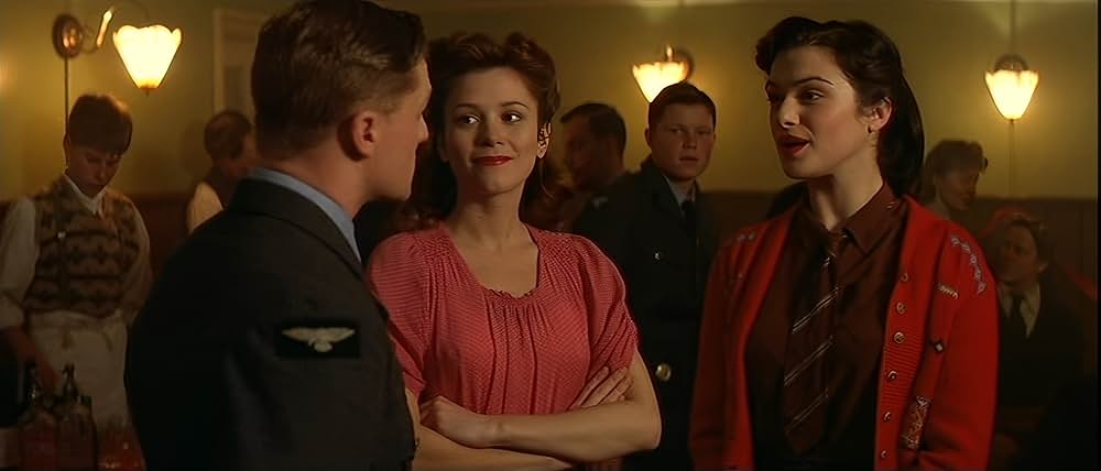 スカートの翼ひろげての画像