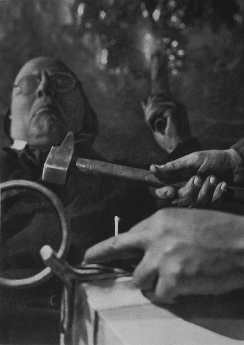 アッシャー家の末裔の画像