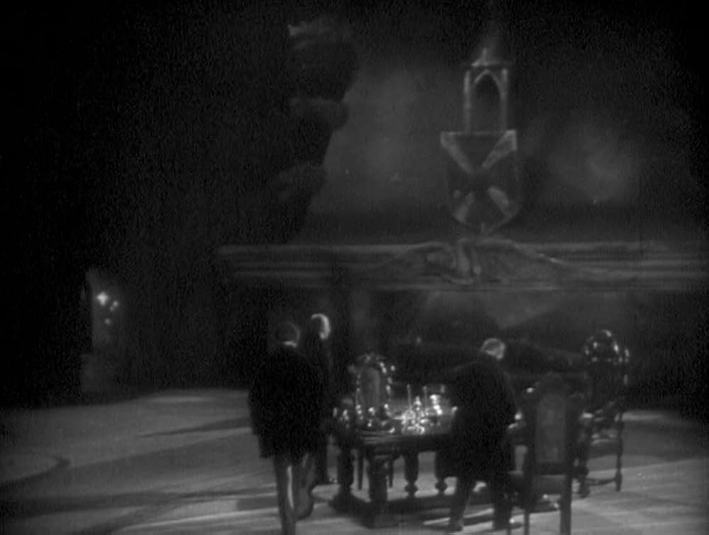 アッシャー家の末裔の画像