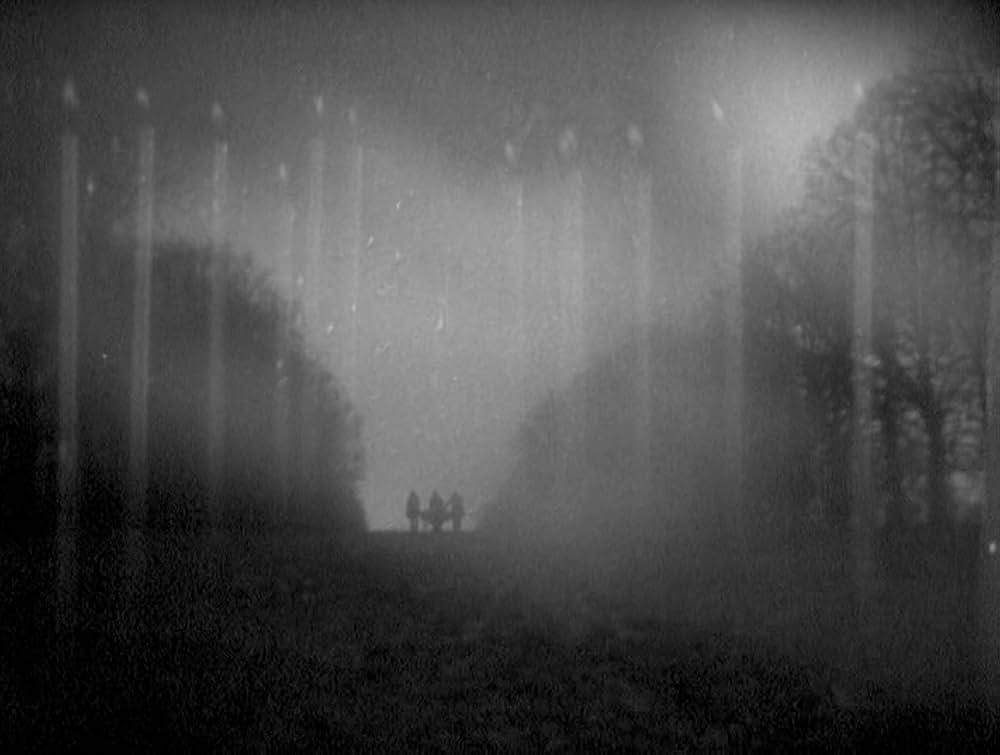 アッシャー家の末裔の画像