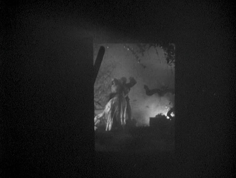 アッシャー家の末裔の画像