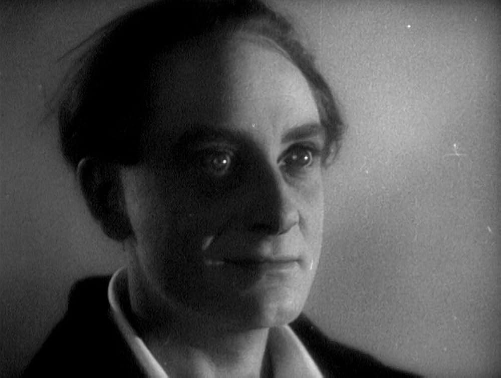 アッシャー家の末裔の画像