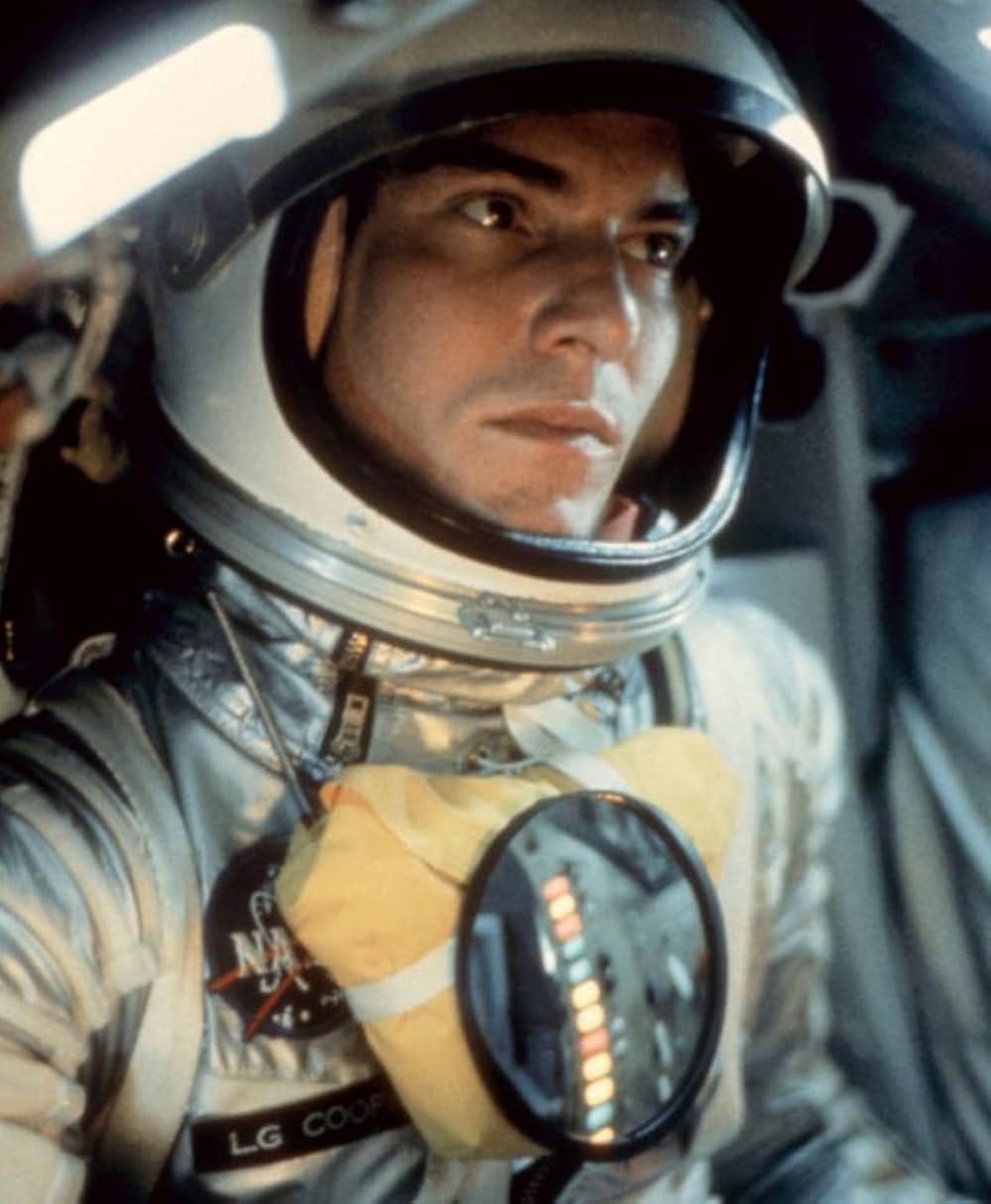 ライトスタッフの画像