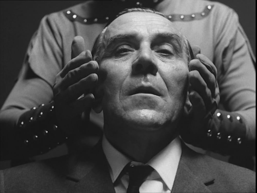 夜の儀式の画像