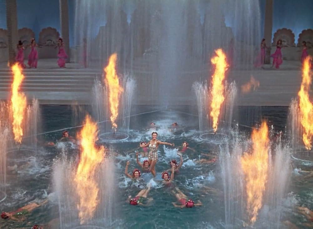 世紀の女王の画像