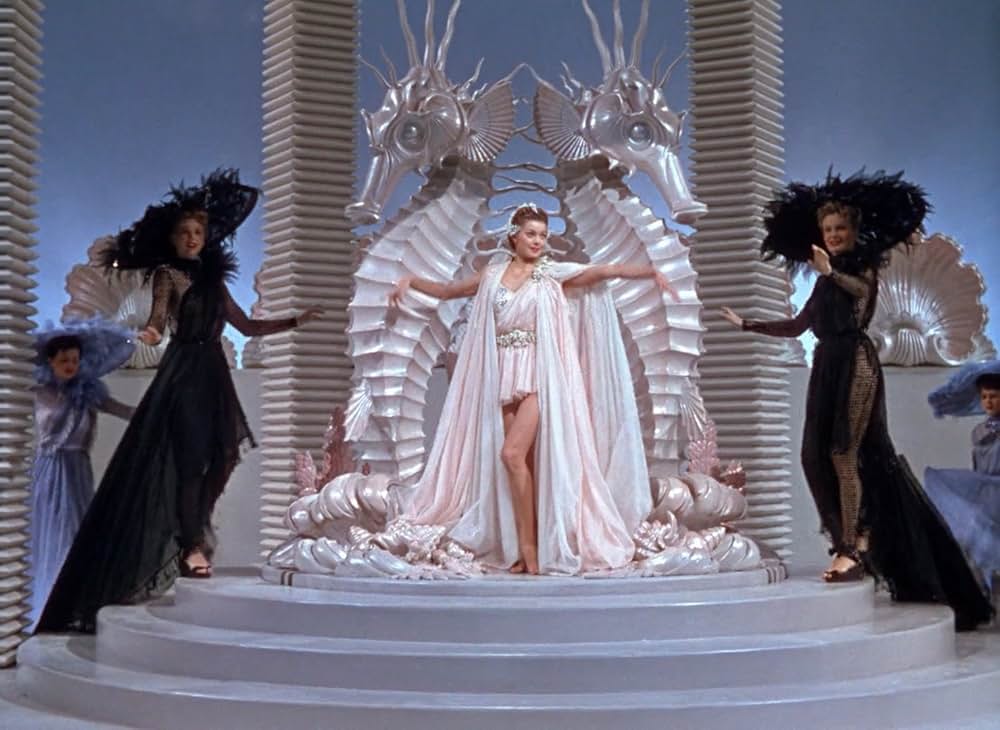 世紀の女王の画像