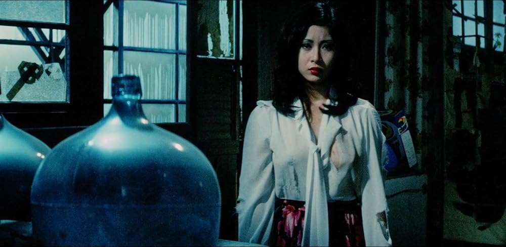 女囚さそり けもの部屋の画像