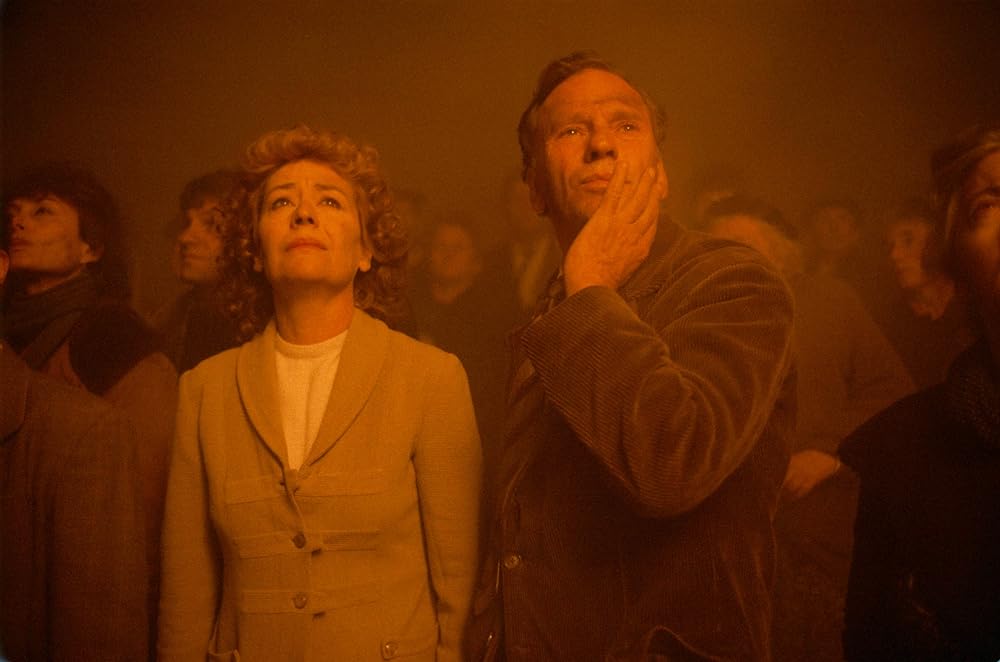 遠い日の家族の画像