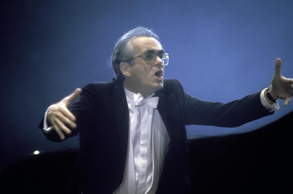 遠い日の家族の画像