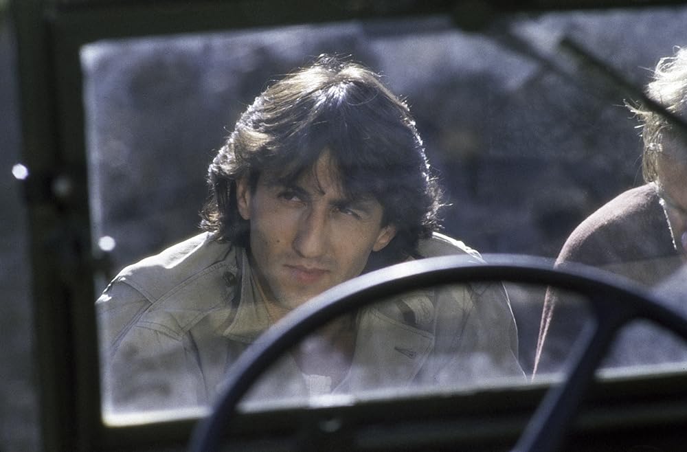 遠い日の家族の画像