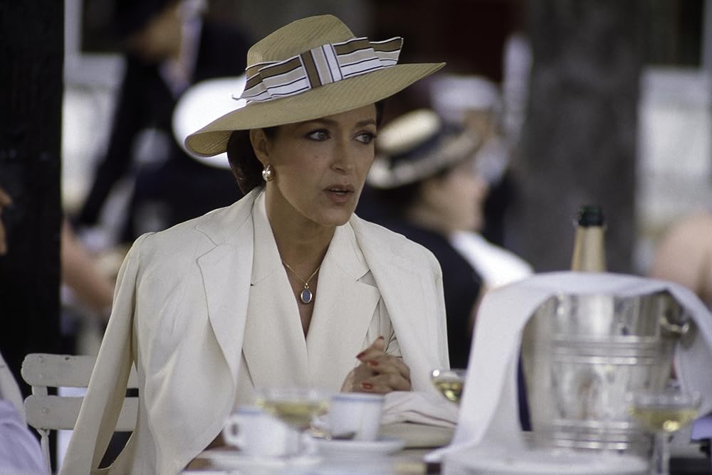 遠い日の家族の画像