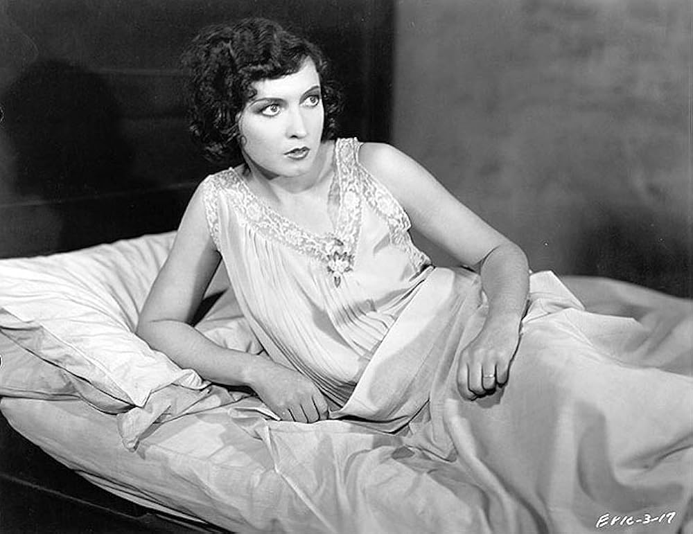 都会の女の画像