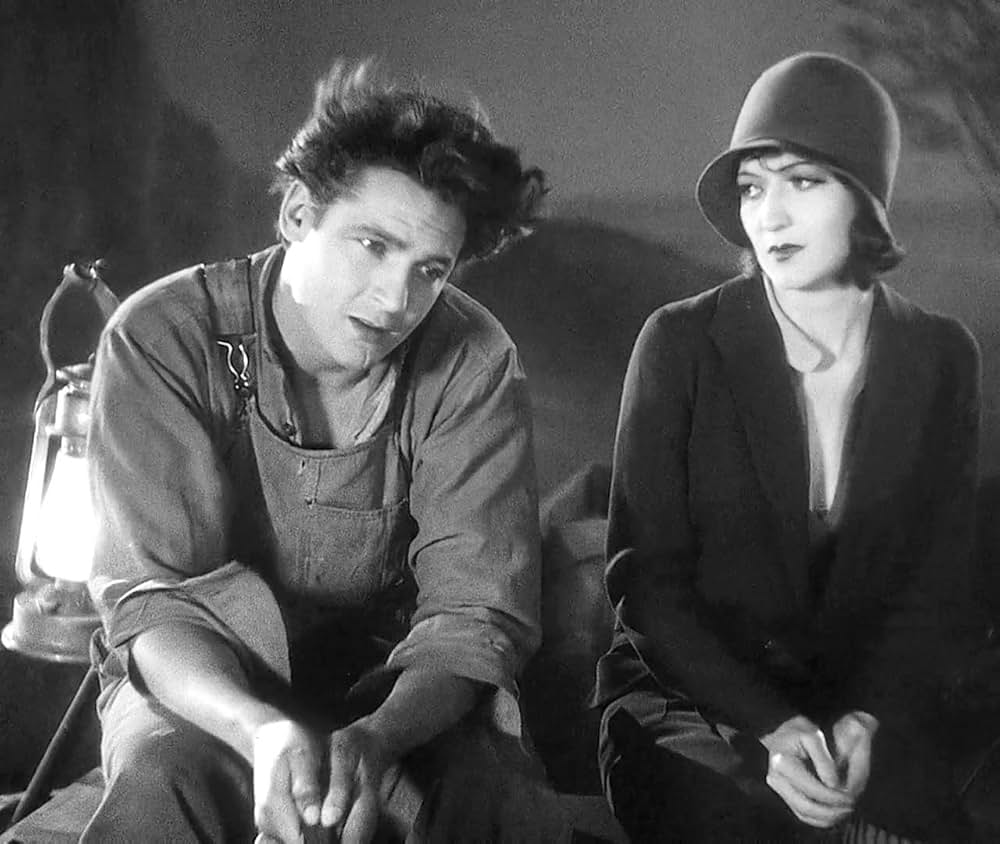 都会の女の画像