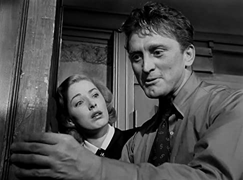 探偵物語 解説・レビュー・評価 映画ポップコーン