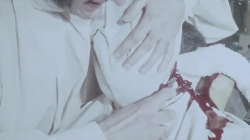 血に飢えた断髪魔／美女がゾクゾク人肉パイにの画像