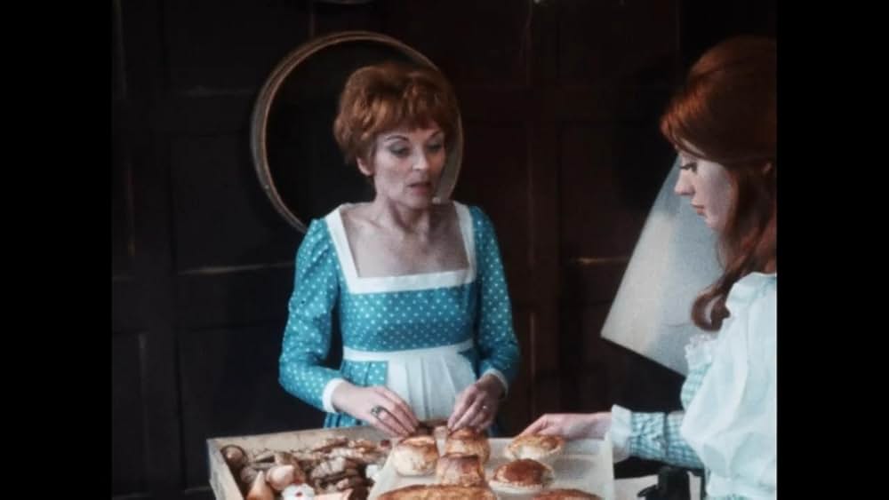 血に飢えた断髪魔／美女がゾクゾク人肉パイにの画像