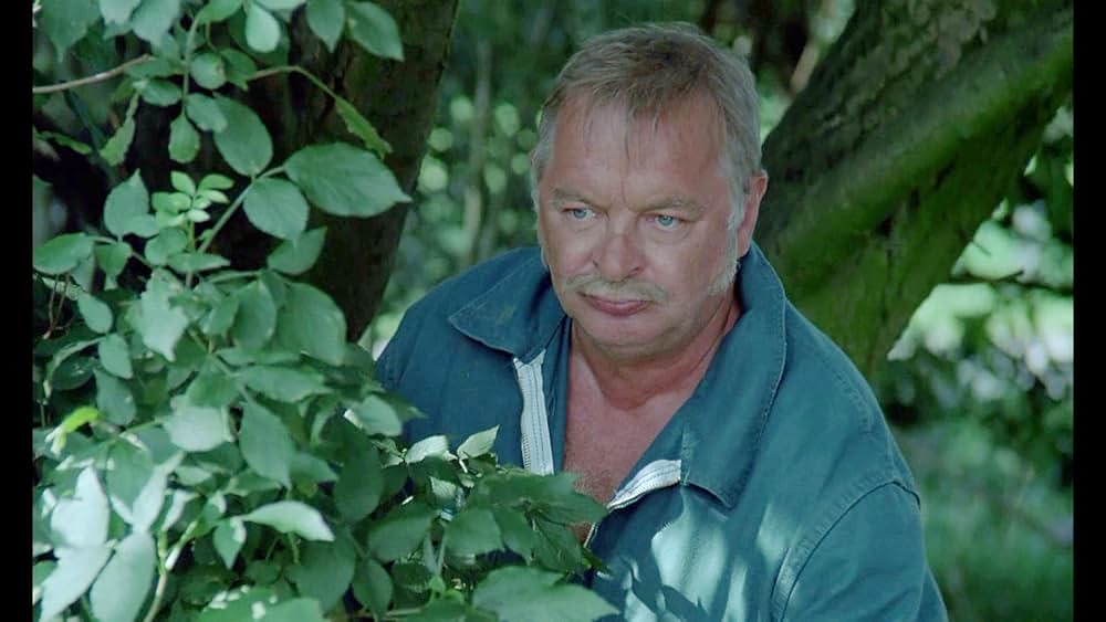 バクステール／ぼくを可愛がってください。さもないと何かが起こります。の写真