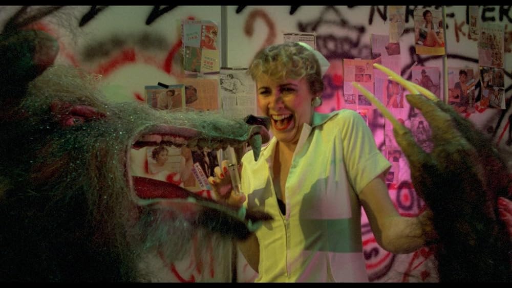 ハウリング IIIの画像