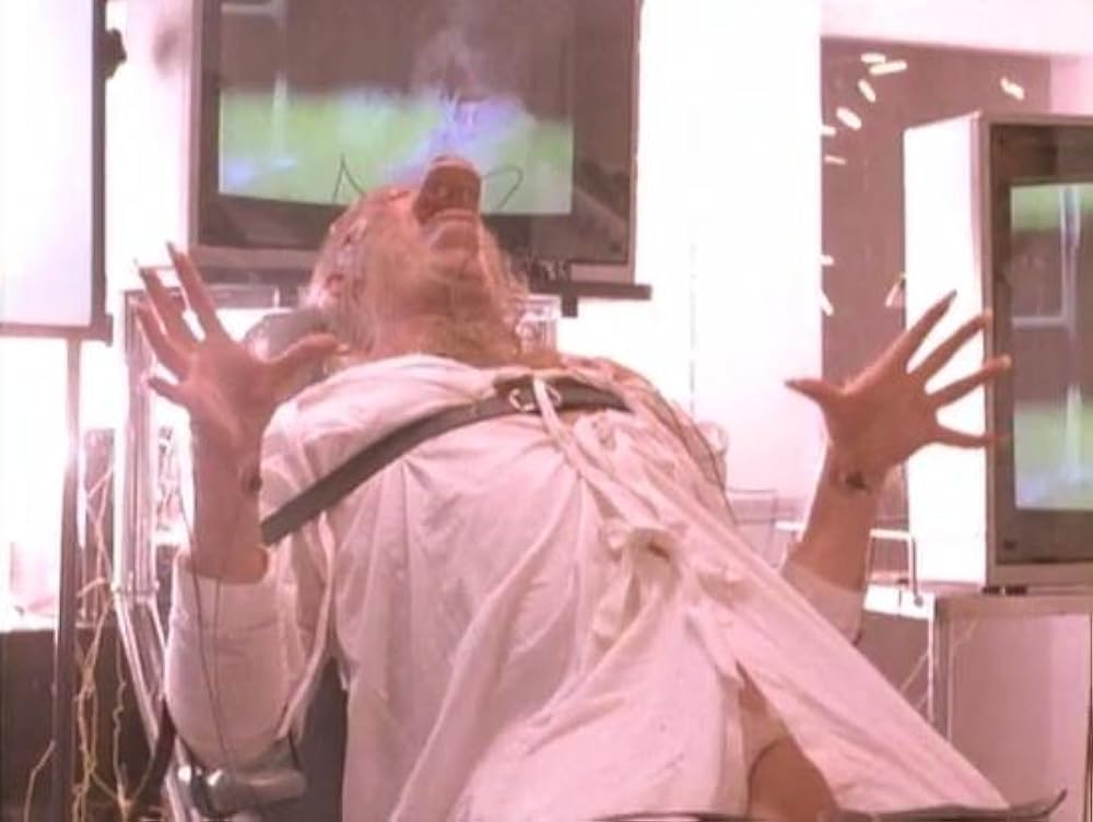 ハウリング IIIの画像