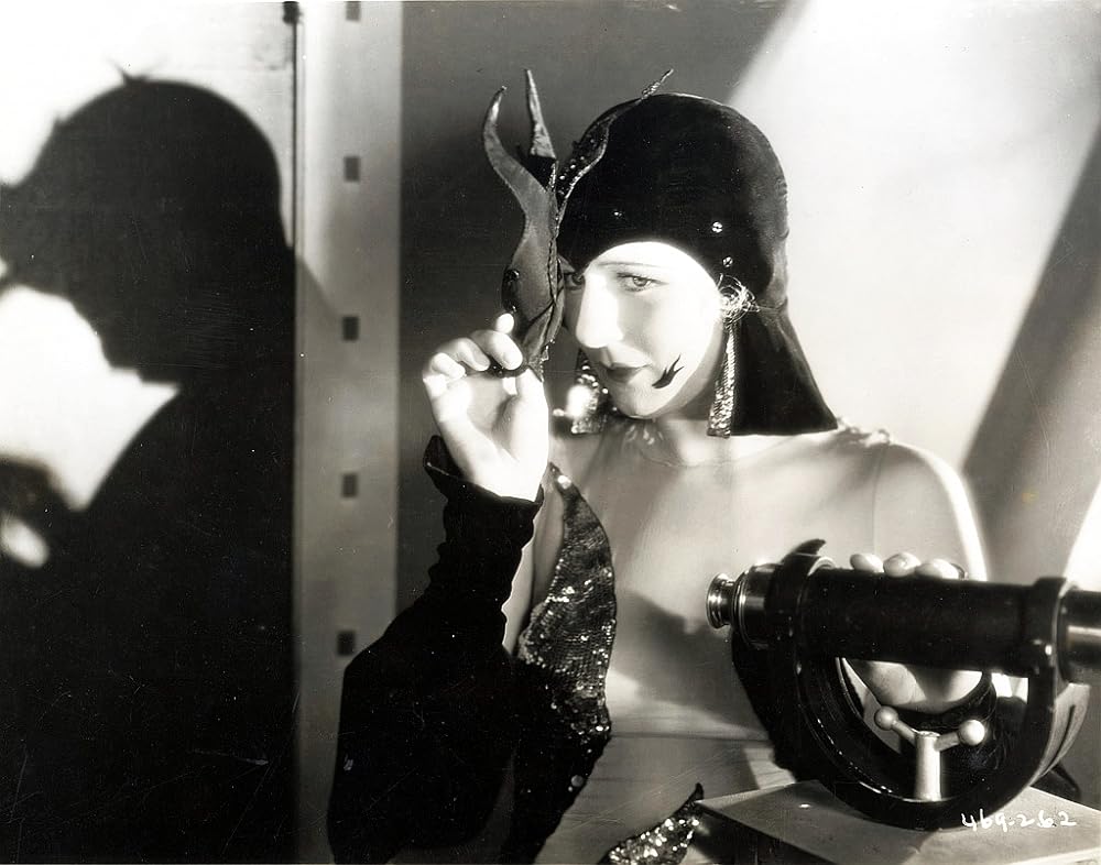 マダム・サタンの画像