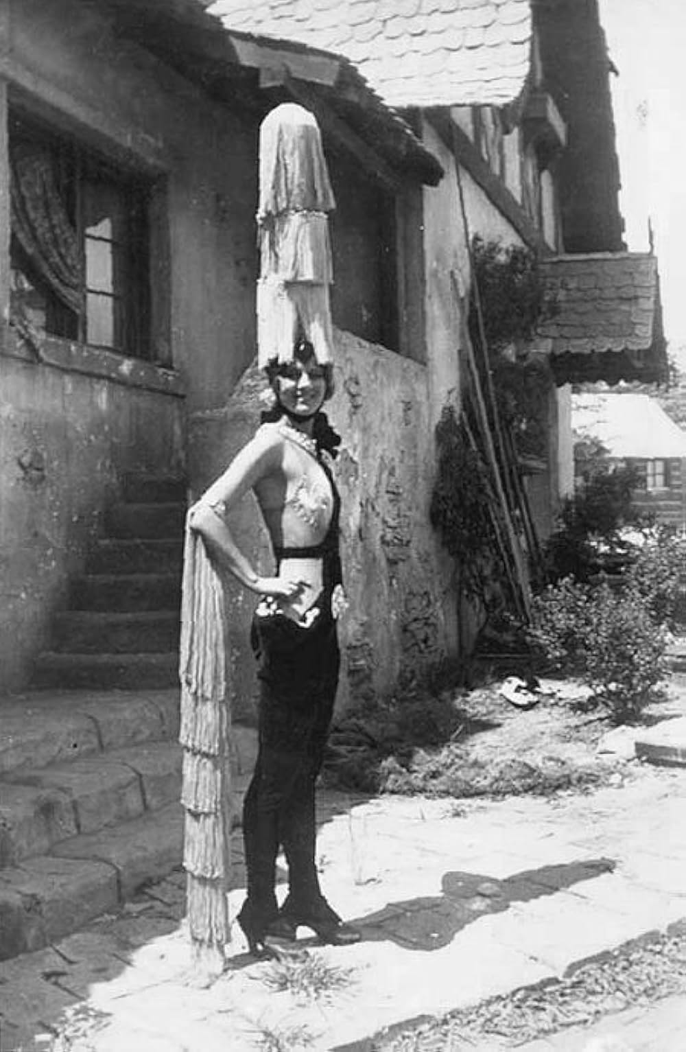 マダム・サタンの画像