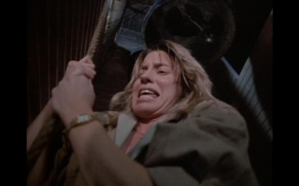 ハウリング IVの画像