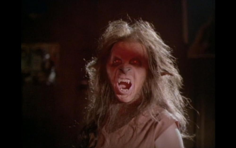 ハウリング IVの画像