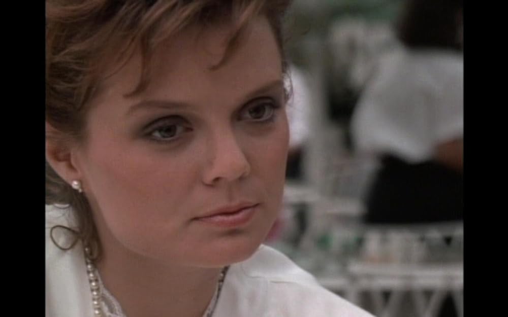 ハウリング IVの画像