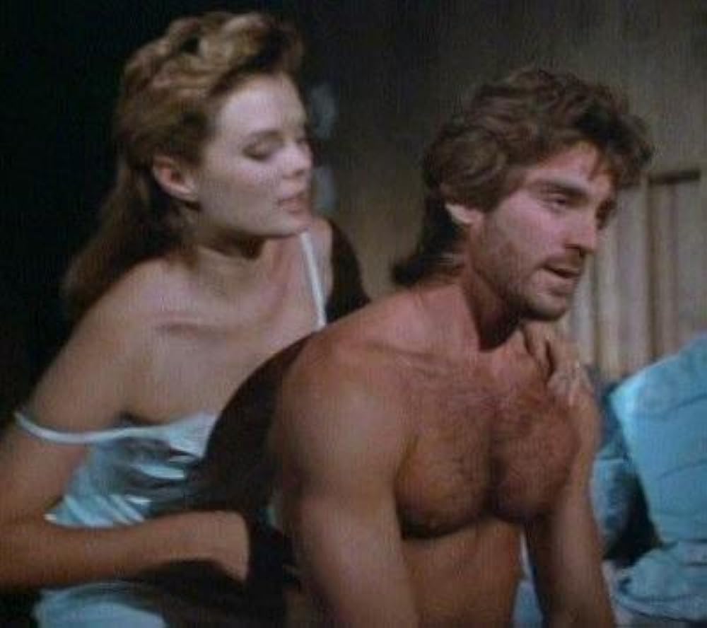 ハウリング IVの画像