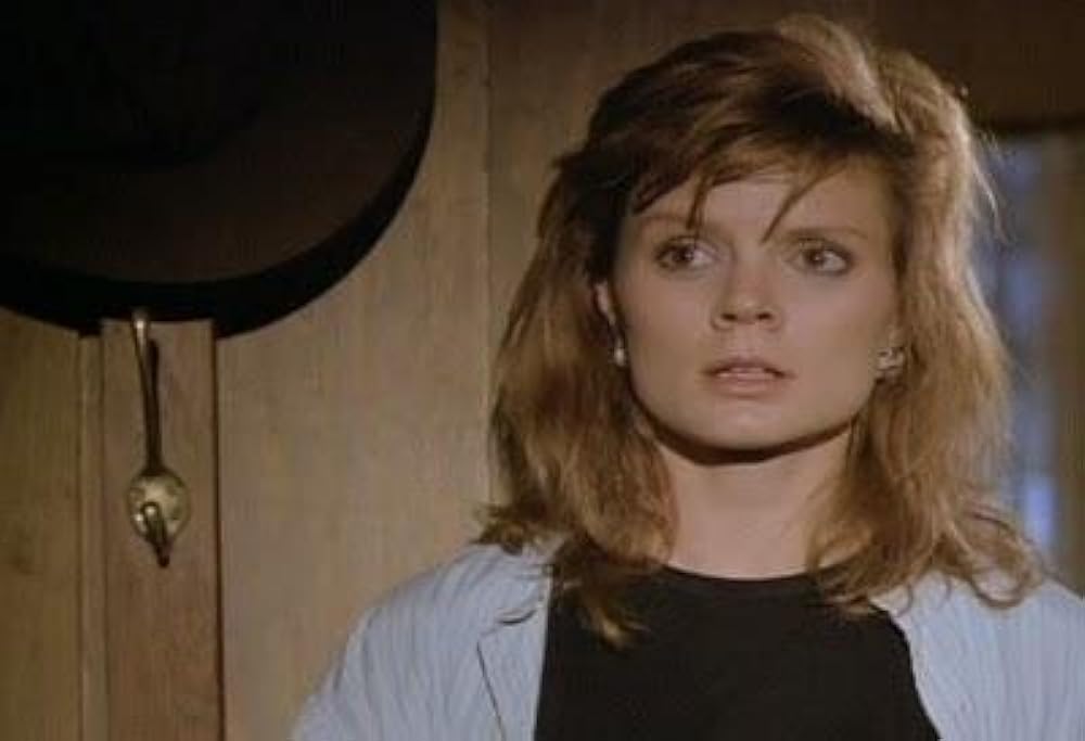 ハウリング IVの画像