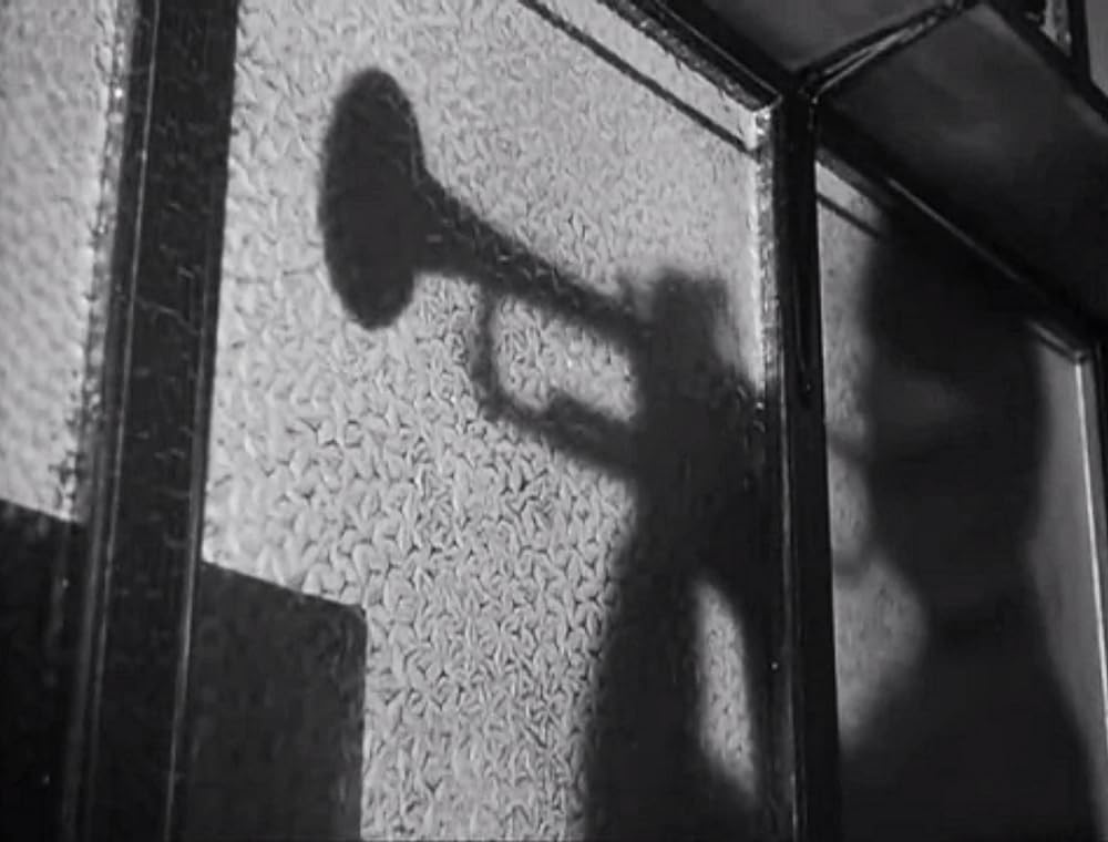 怒りを込めて振り返れの画像