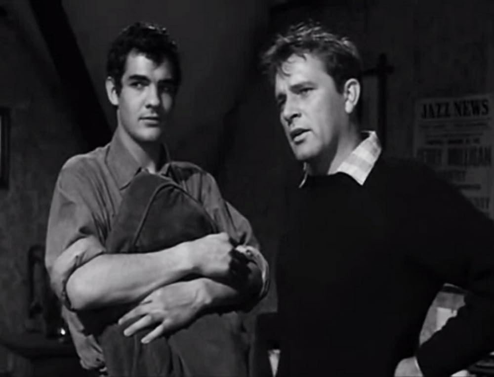 怒りを込めて振り返れの画像