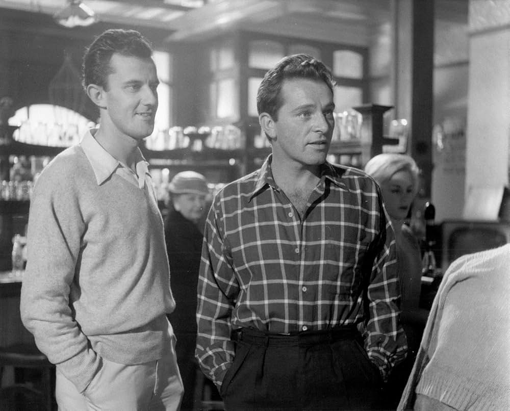 怒りを込めて振り返れの画像