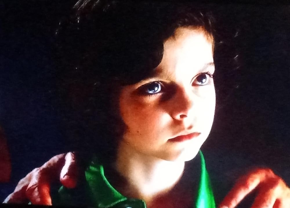 隣人は闇に潜むの画像