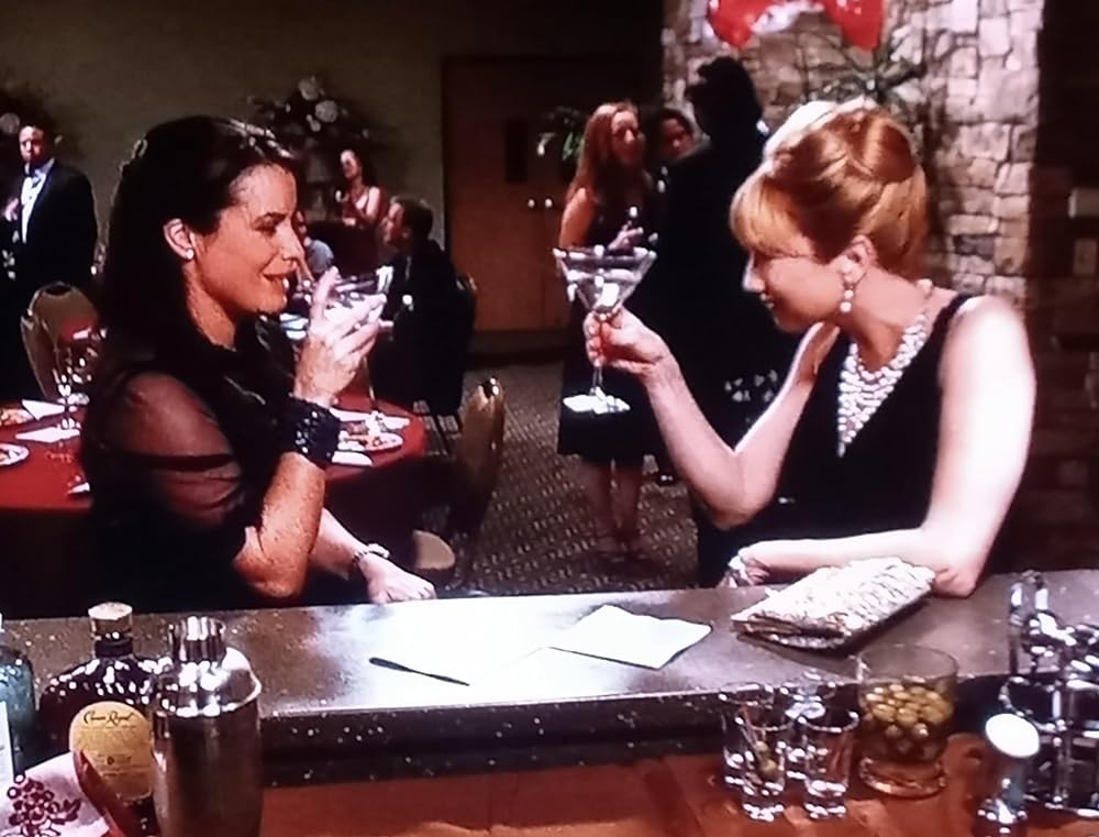 隣人は闇に潜むの画像