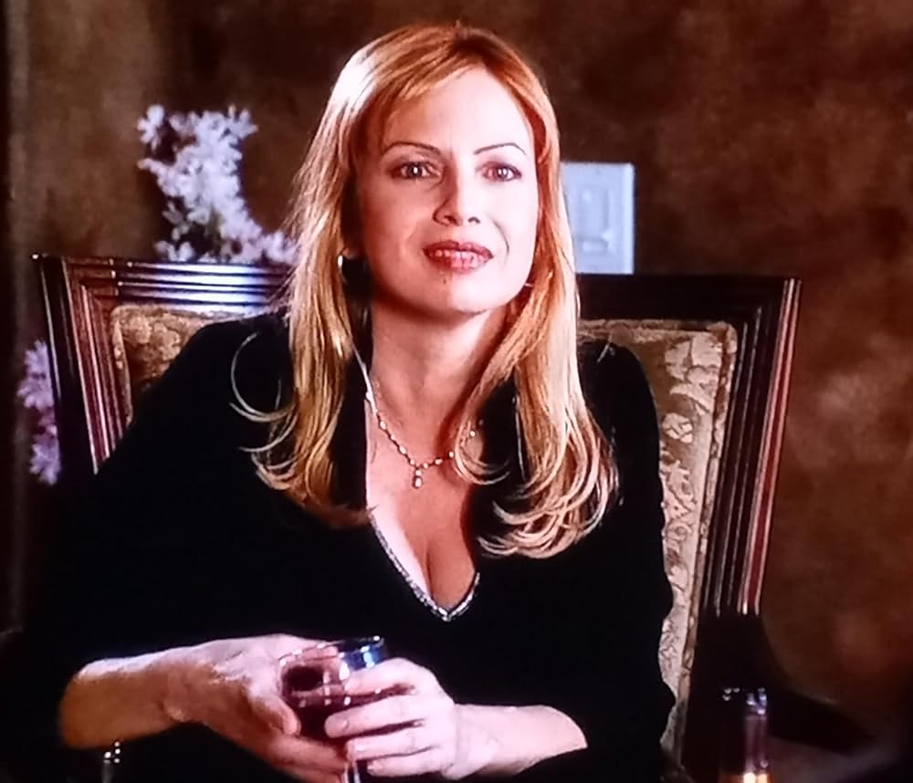 隣人は闇に潜むの画像