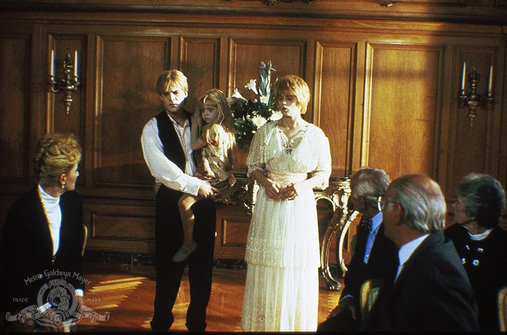 屋根裏部屋の花たちの画像