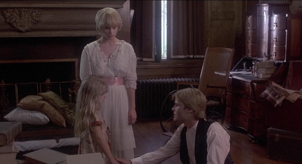 屋根裏部屋の花たちの画像