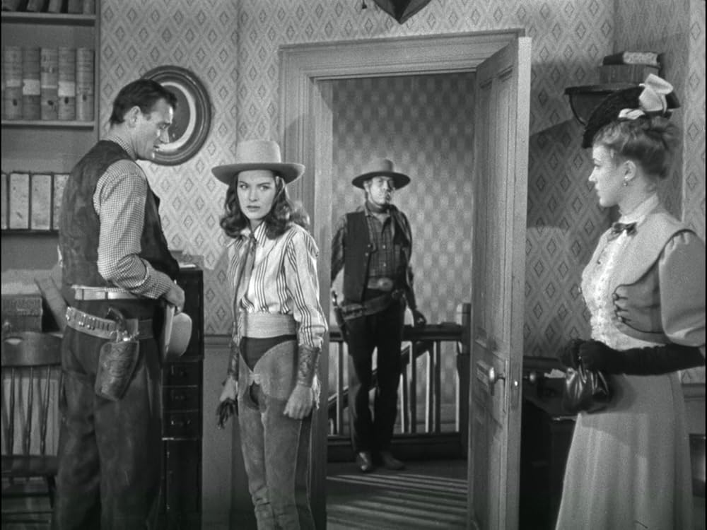 拳銃の町の画像