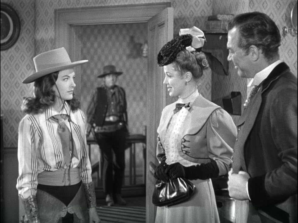 拳銃の町の画像