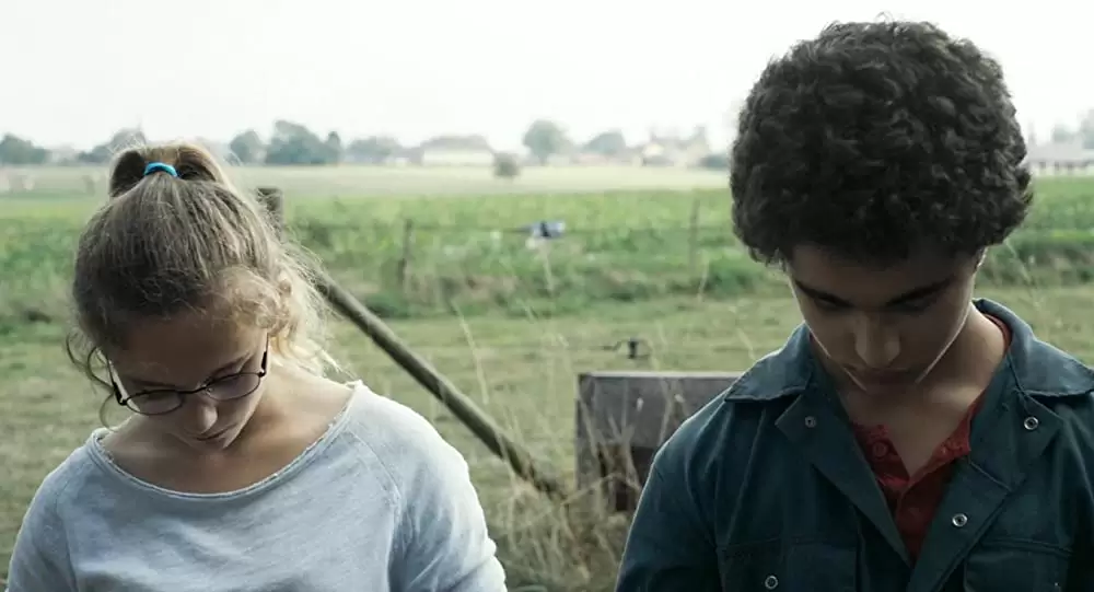 その手に触れるまでの画像