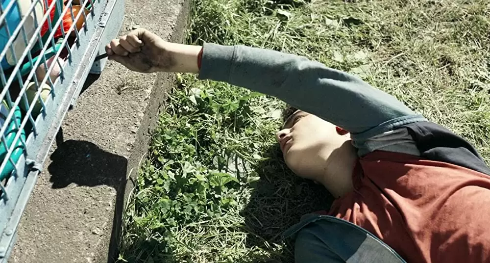 その手に触れるまでの画像